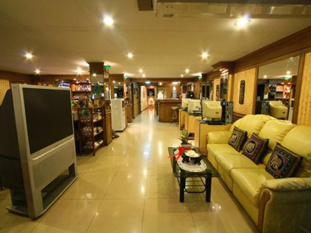 Honey House 2 Hostel Банкок Екстериор снимка