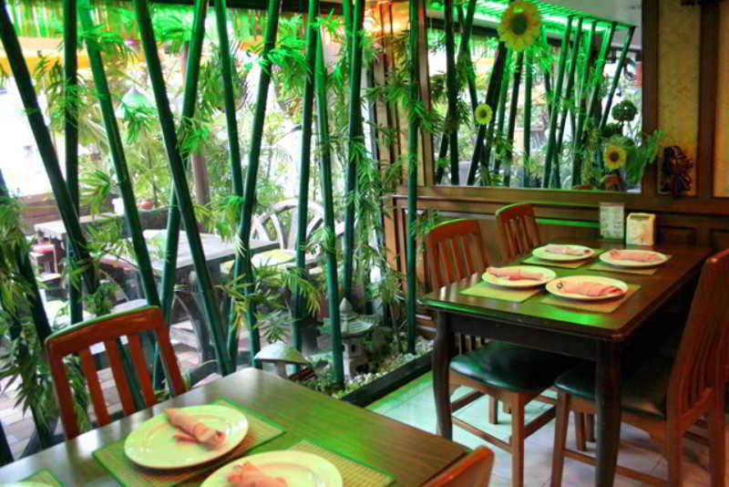 Honey House 2 Hostel Банкок Екстериор снимка
