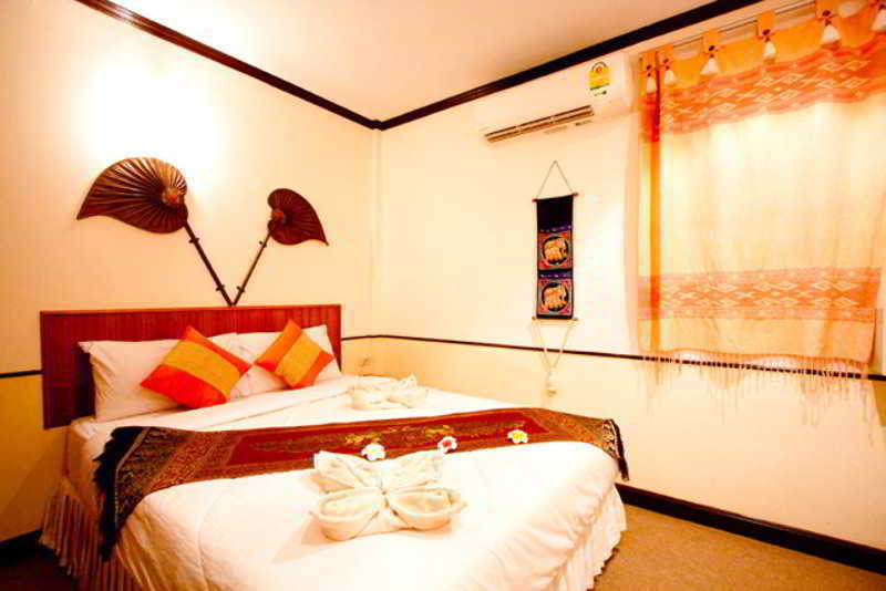 Honey House 2 Hostel Банкок Екстериор снимка